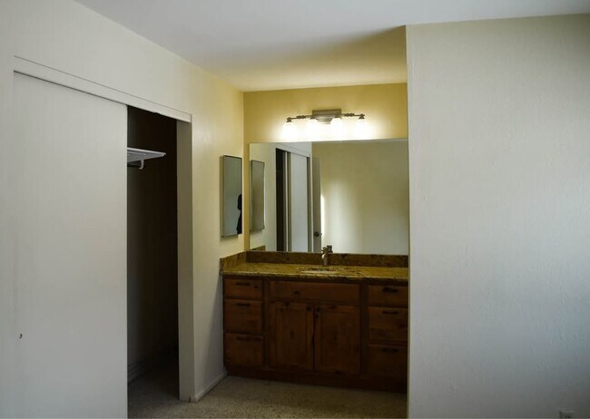 Building Photo - 14913 CO-82