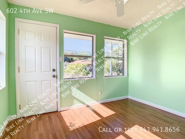 Building Photo - 602 4th Ave SW