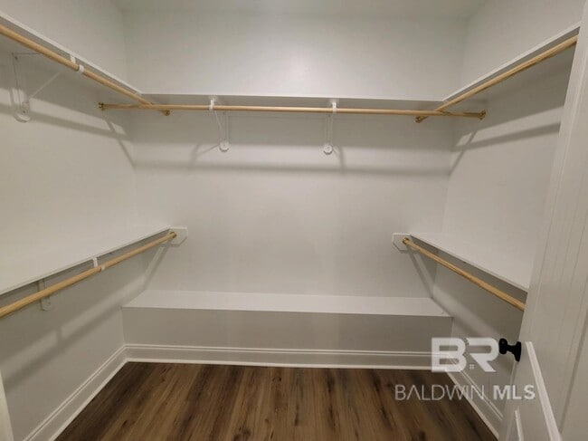 Building Photo - 1056 Stella Rd