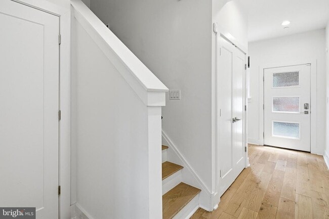Building Photo - 1329 N 17th St
