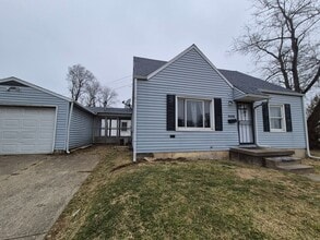 Building Photo - Charming 3-bedroom home!