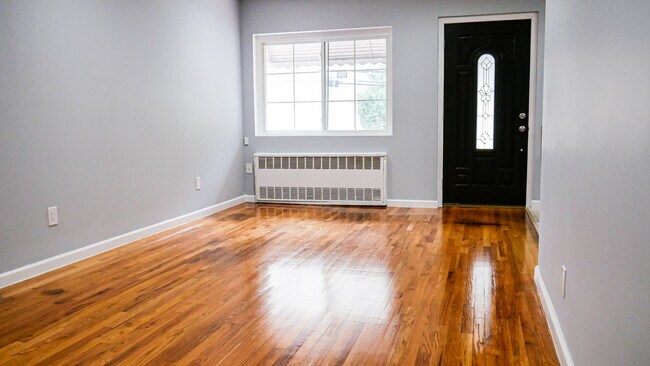 Building Photo - 3410 Bronxwood Ave