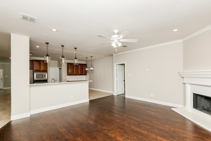 Building Photo - 1658 Stetson Dr