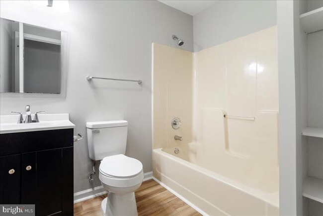 Building Photo - 72 Pioneer Ln