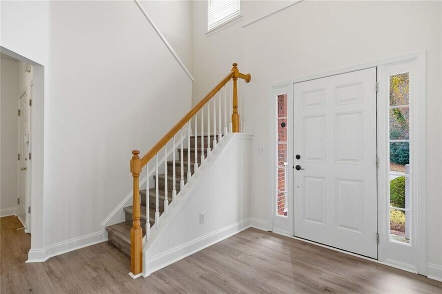 Building Photo - 2254 Caneridge Trail SW