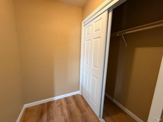 Building Photo - 666 Belvedere Dr