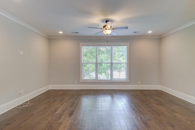 Building Photo - 208 Asher Springs Cir