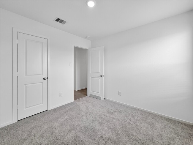 Building Photo - 1738 Green Warbler Ln
