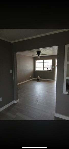 Building Photo - 3808 SE Bedford Dr