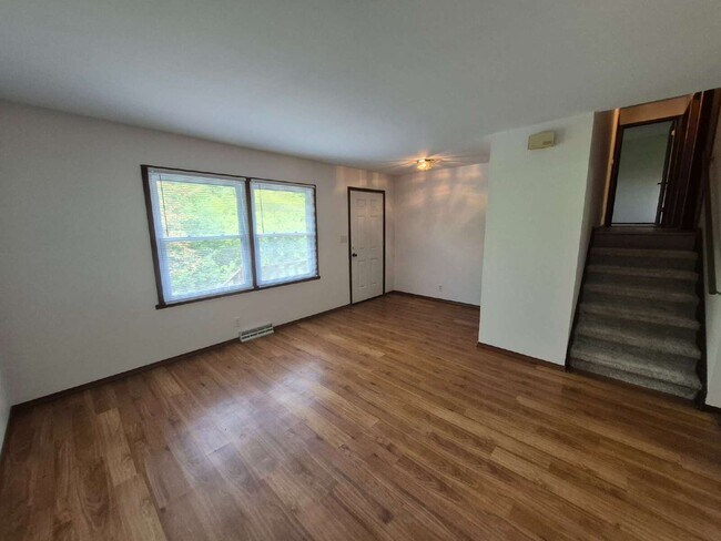 Building Photo - 21225 Mary Lynn Dr
