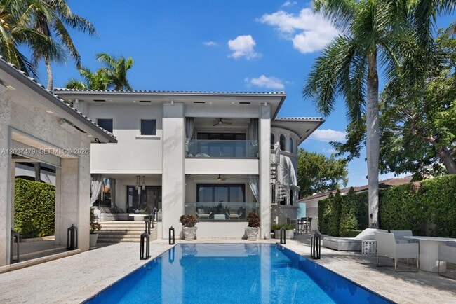 Building Photo - 176 S Hibiscus Dr