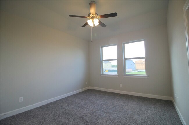 Building Photo - 11917 Oakmont Valley Trace