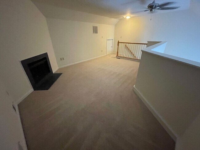 Building Photo - Luxurious And Spacious 3 Bed 2 Bath Brick Townhouse In Tysons Station