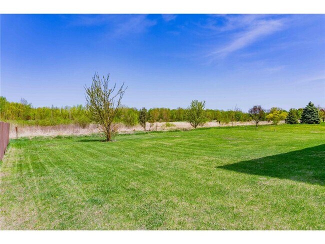 Building Photo - 2112 Blake Ave