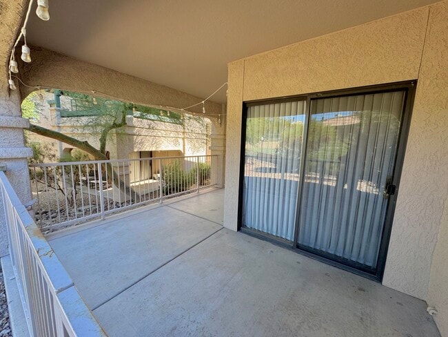 Building Photo - 101 S Players Club Dr