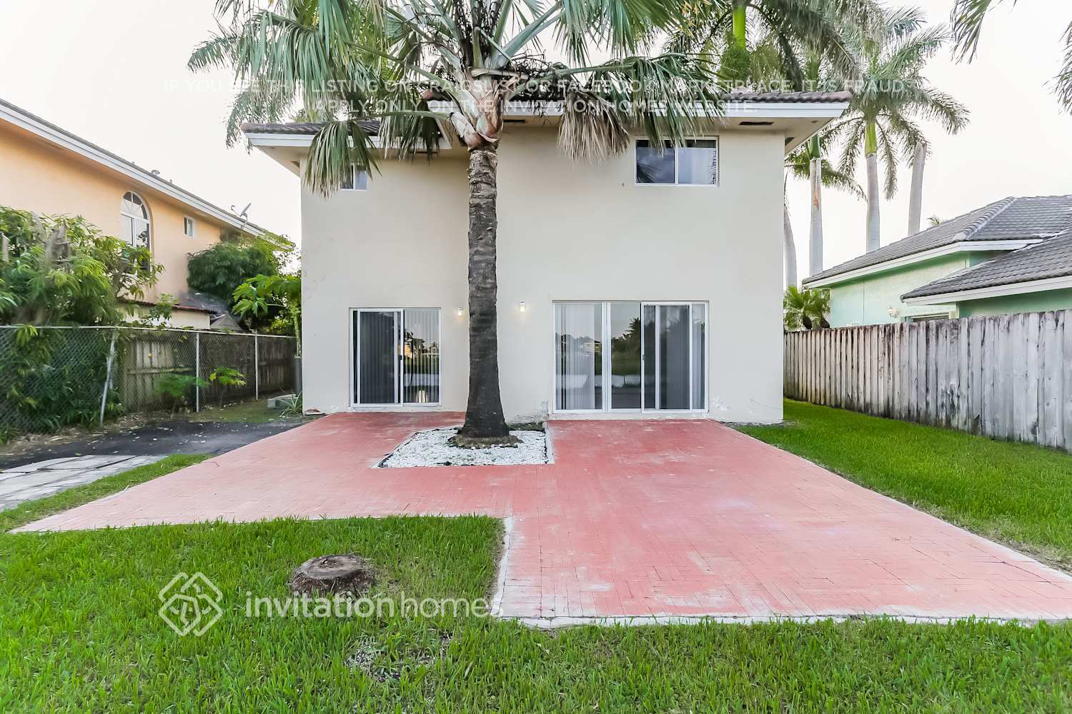 Building Photo - 16201 SW 141st Ave
