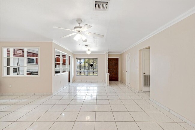 Building Photo - 4260 NW 173rd Dr