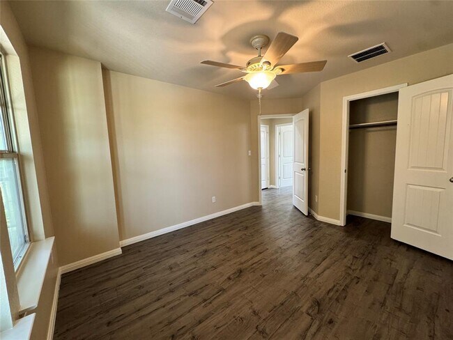 Building Photo - 4505 Esper Ln