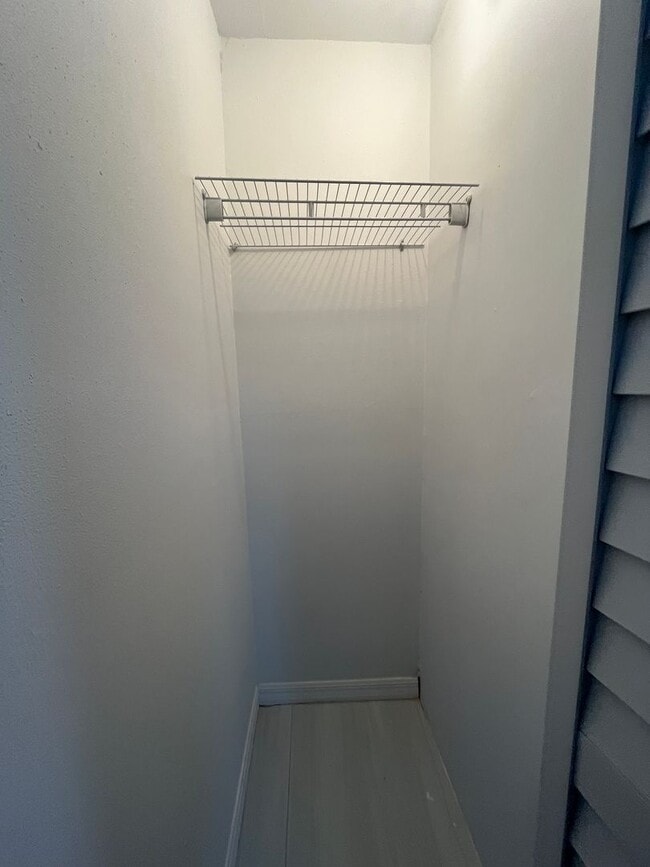 Building Photo - 18113 Cochran Blvd