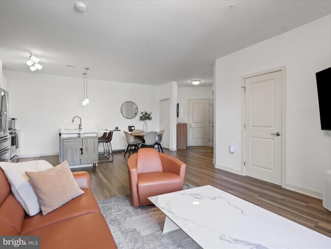 Building Photo - 10755 Fairgrounds Dr