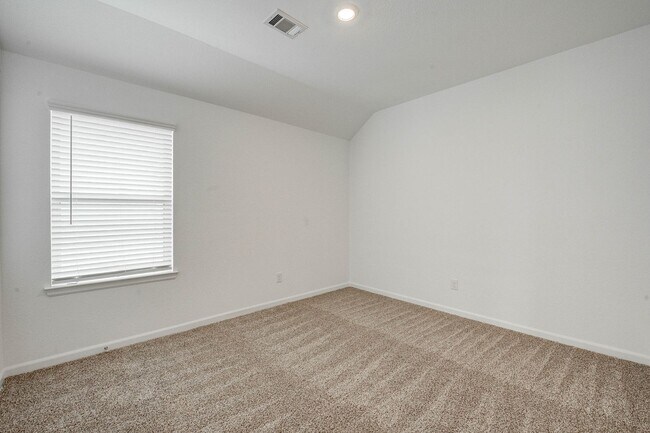 Building Photo - Dream Home in Gated Fulton Station