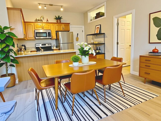 Building Photo - 281 Harvard St