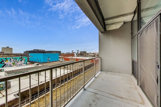 Building Photo - 1530 S State St
