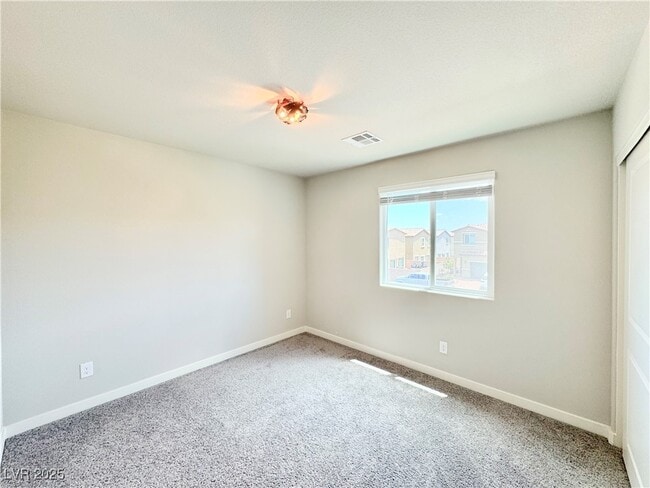 Building Photo - 7848 Pink Opal Ave