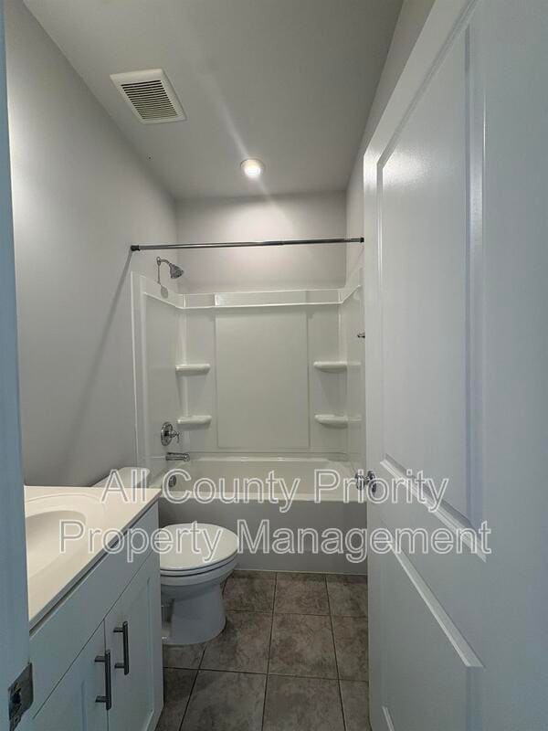 Building Photo - 67 Blakely St