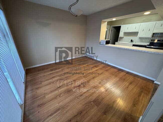 Building Photo - 118 Scotland Rd