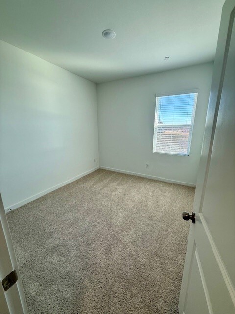 Building Photo - 1516 Solterra Blvd