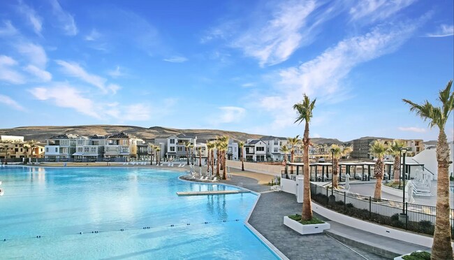 Building Photo - 5801 S Garnet Dr