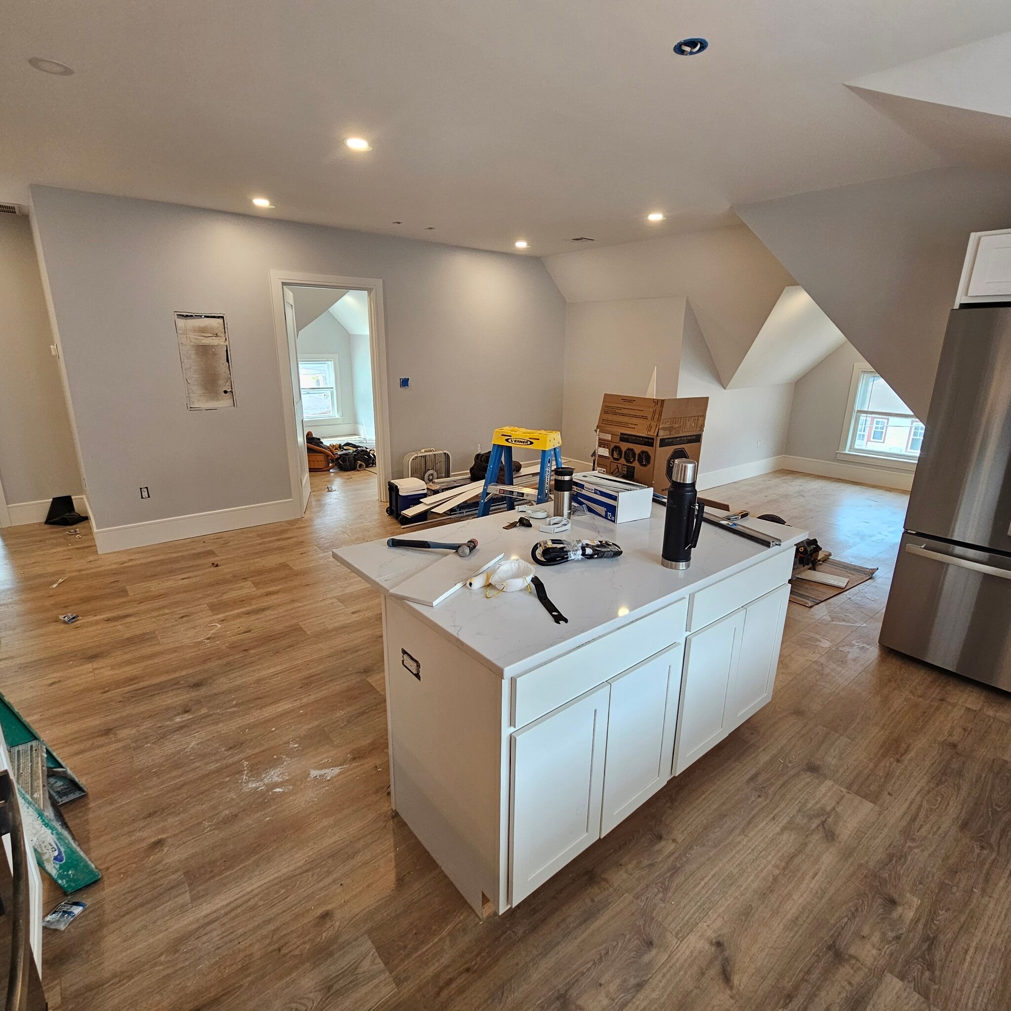 Building Photo - 28 Brooks St