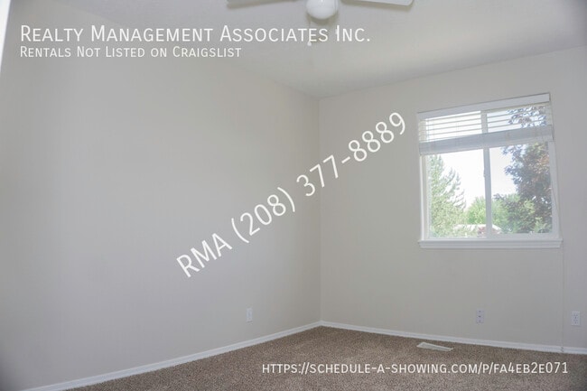 Building Photo - 844 S Pelican Way