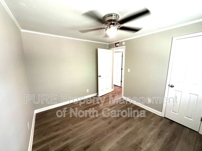 Building Photo - 108 Mendota Ave