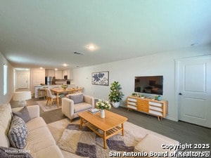 Building Photo - 534 Chevre Rd