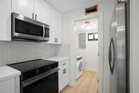 Building Photo - 28015 SW 143rd Ct