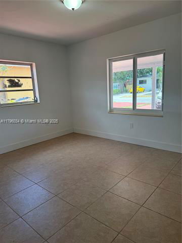 Building Photo - 6473 SW 25th St