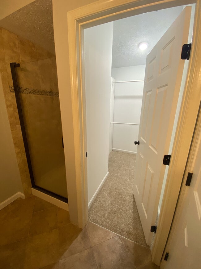 Building Photo - 754 Pine Drift Dr