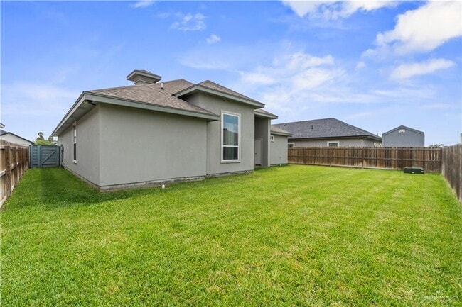 Building Photo - 28 Ozark Ave