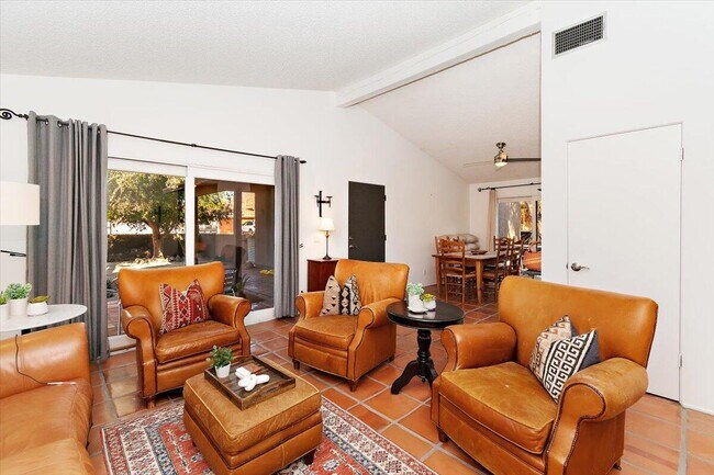 Building Photo - 51835 Avenida Madero