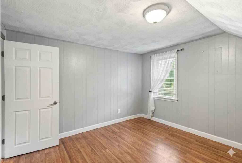 Building Photo - 26 Whipple Ave