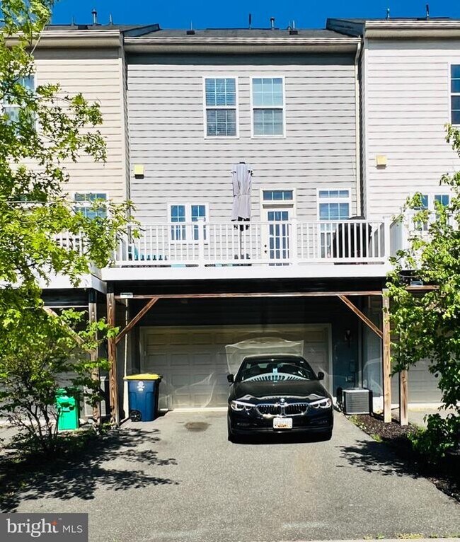 Building Photo - 2422 Baileys Pond Rd