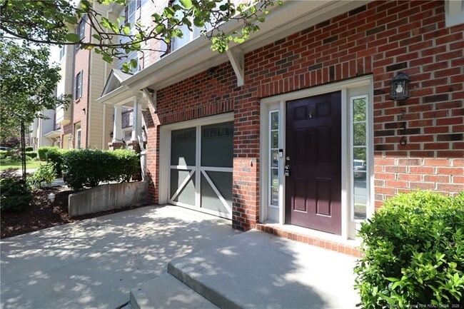 Building Photo - 236 Linden Park Ln