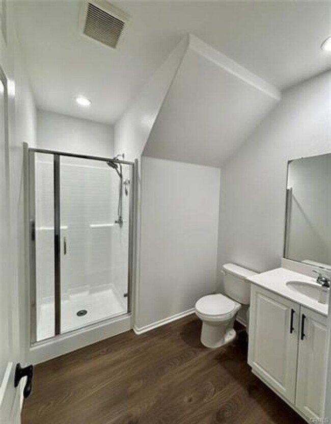 Building Photo - McSweeney Farms new-home