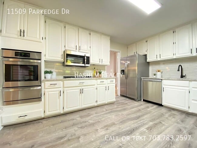 Building Photo - 11509 Parkedge Dr