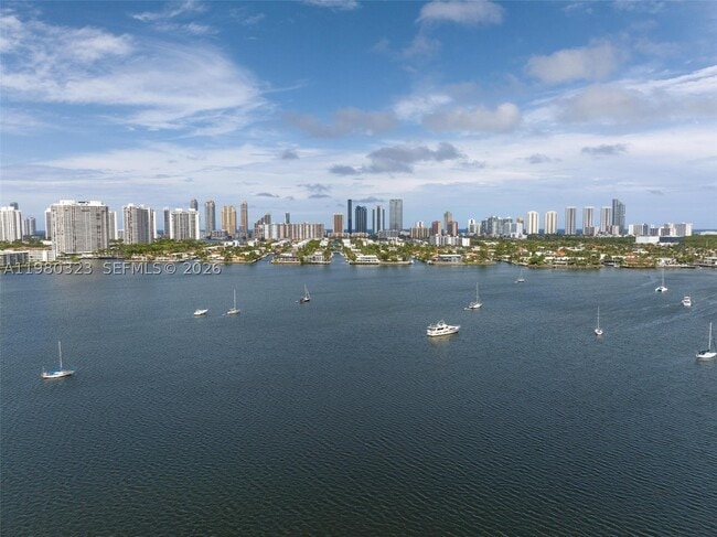 Building Photo - 17111 Biscayne Blvd