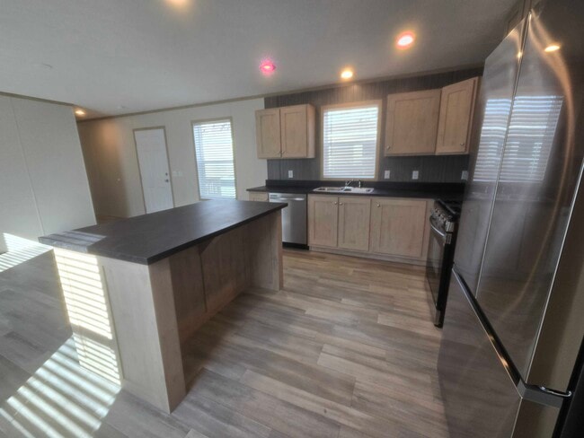 Building Photo - 3510 N 9th St