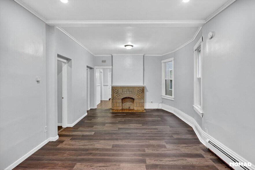 Building Photo - 235 Potomac Ave