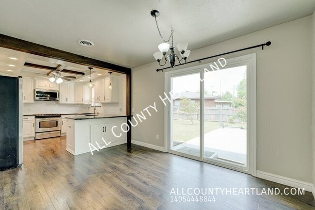 Building Photo - 3921 NW 51st St